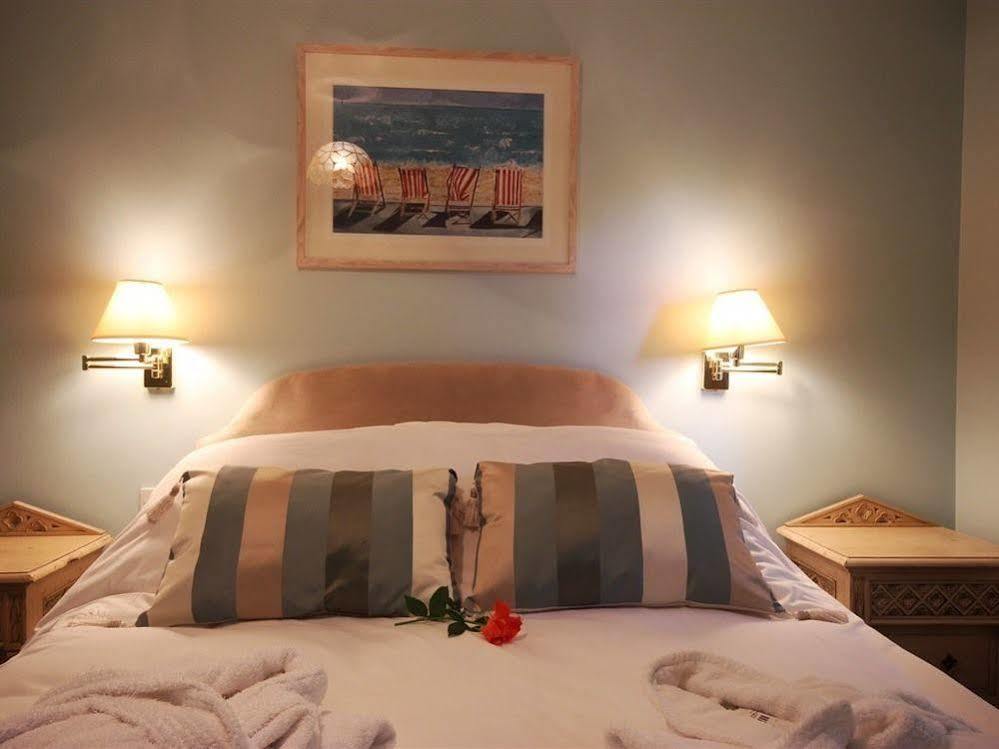 Felbrigg Lodge Bed And Breakfast Aylmerton Exterior photo